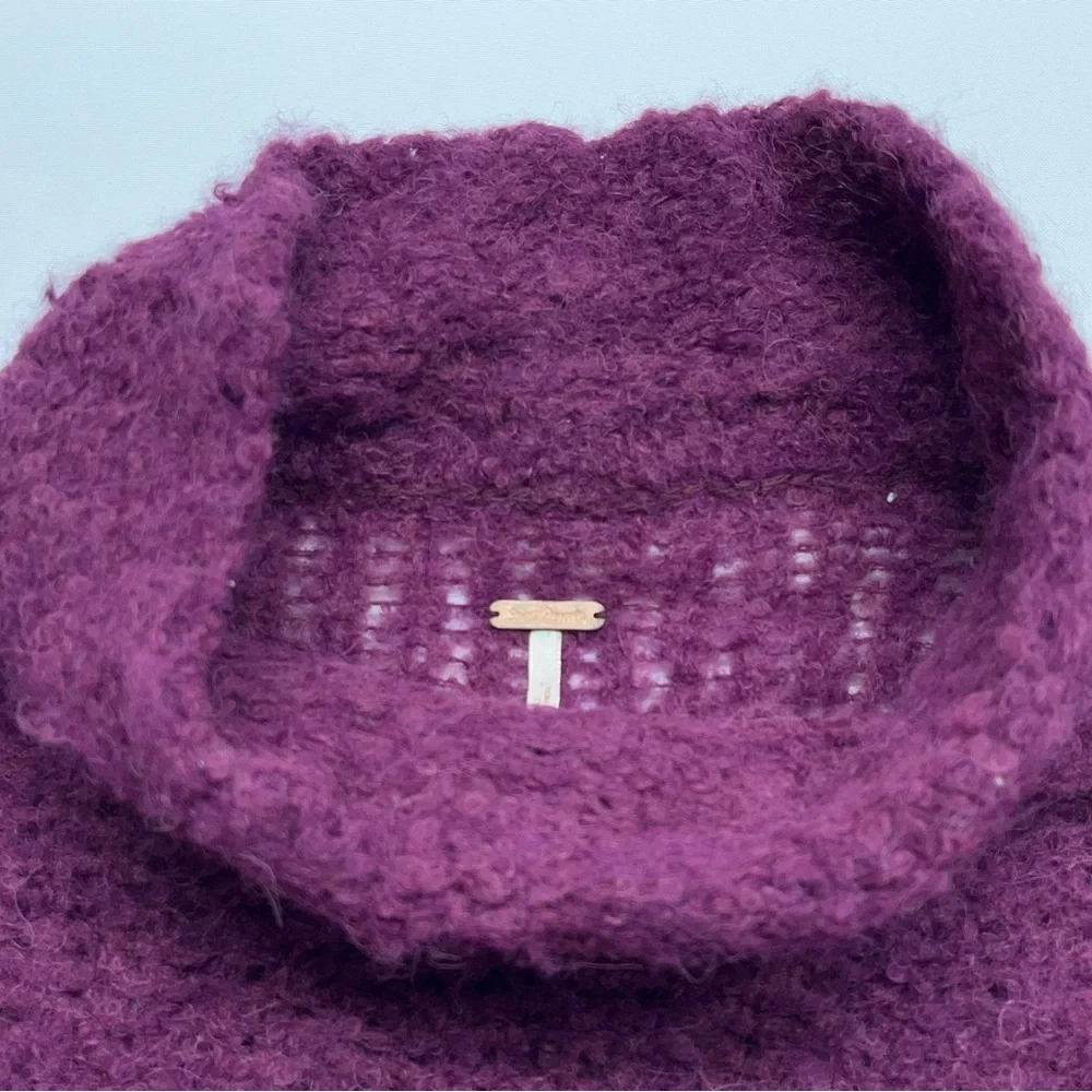 Free People Alpaca Chunky Knit Sweater Womens XS Oversized Mock Neck Lavender